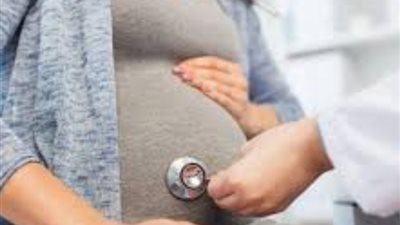 الصحة تكشف عن 3 أمراض تنتقل من الأم للجنين وطرق تجنبها