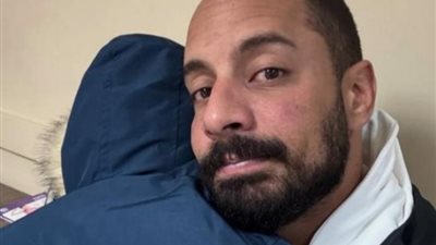 عمرو وهبة يكشف لـ«الجمهور» تفاصيل الحالة المرضية لابنه يحيى