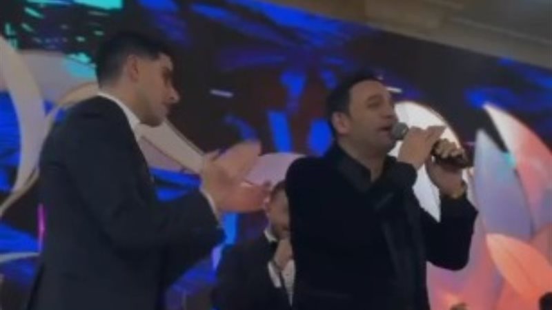 مصطفى قمر