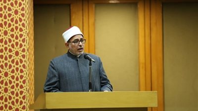 رئيس جامعة الأزهر: المتجرؤون على الفتوى بدون علم يهزون «ثوابت الأمة»