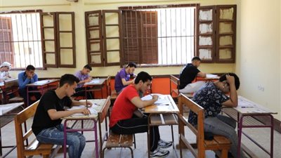 جدول امتحانات الترم الأول 2025، مواعيد اختبارات نصف العام لـ جميع المراحل الدراسية