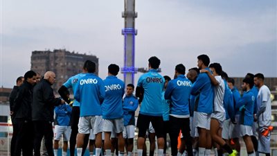 الزمالك يستعد لـ سيراميكا بقوة وبدون راحه، وعبد الواحد السيد يصافح أمير عزمي