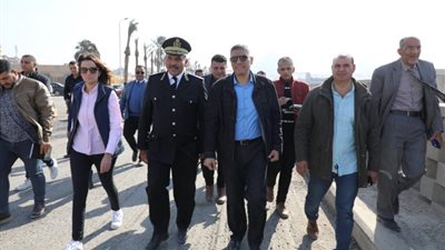 محافظ الجيزة يتفقد أعمال التطوير بمحيط المتحف المصري الكبير