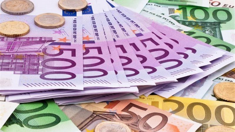 سعر اليورو اليوم الأثنين