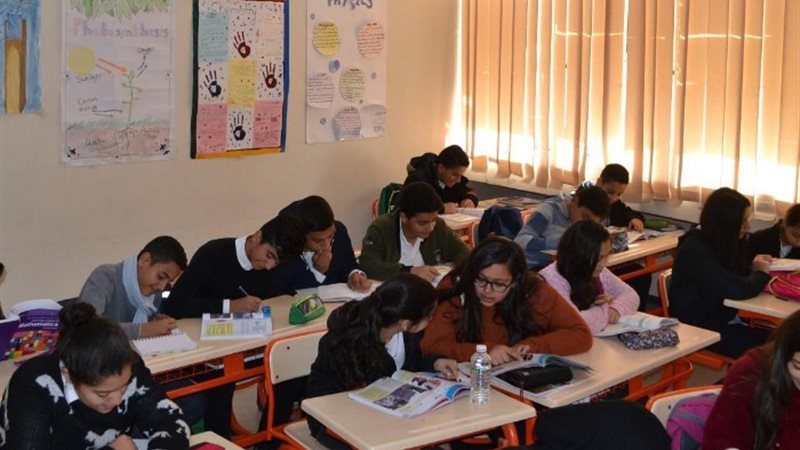 طلاب المدارس الثانوية