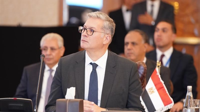 كريم بدوي وزير البترول والثروة المعدنية