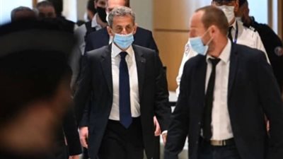 محكمة فرنسية تؤيد حكم إدانة «ساركوزي» بتهم فساد واستغلال نفوذ