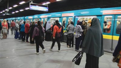 عطل فني يضرب المترو، توقف حركة قطارات الخط الثالث