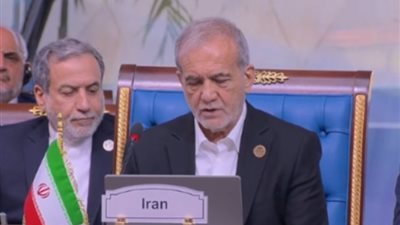 الرئيس الإيراني في «قمة الثمانية»: مصر دولة عظيمة، وندعم الاقتصاد الأخضر