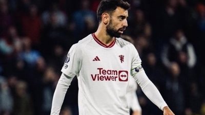 برونو فيرنانديز يقود تشكيل مانشستر يونايتد لمواجهة توتنهام بكأس الرابطة