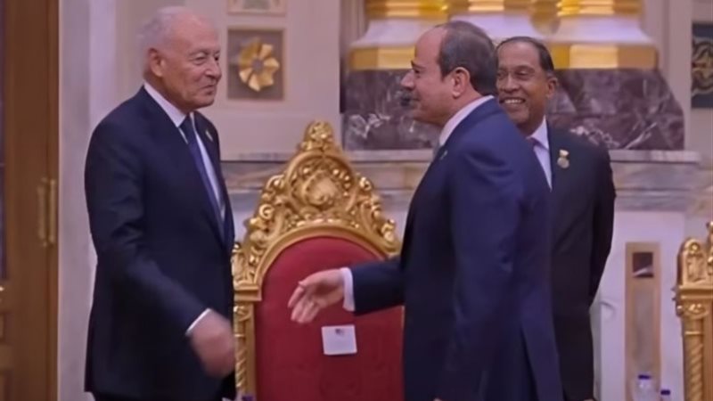 الرئيس السيسي يستقبل الرؤساء وقادة الدول المشاركين في قمة ا