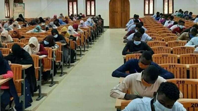 طلاب سودانيين