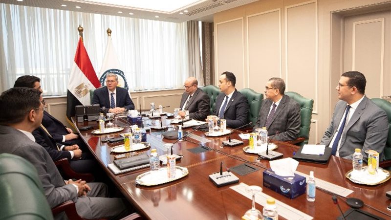 كريم بدوي وزير البترول والثروة المعدنية