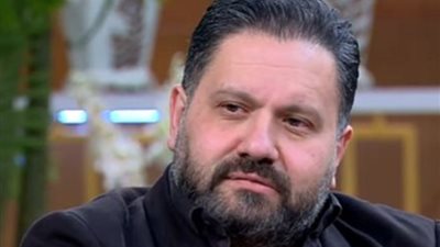 إدوارد يطمئن جمهوره بعد إصابته بشلل مؤقت