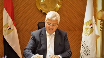 فرصة جديدة، منح دراسية لطلاب الثانوية العامة في دولة المجر (رابط التقديم)