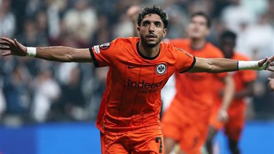 عمر مرموش يهدد مستقبل ثنائي مانشستر يونايتد وثلاثي أرسنال