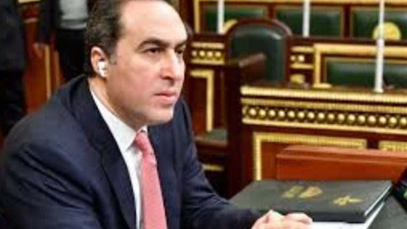 المستشار أحمد مناع