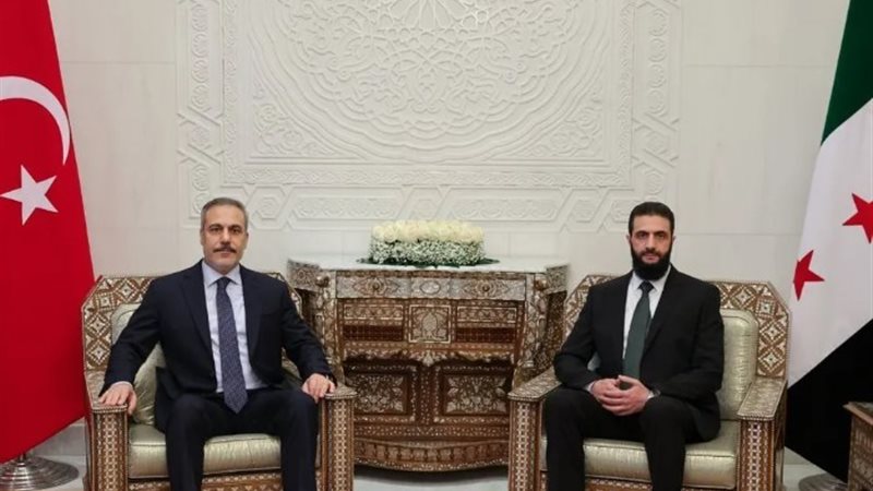 أحمد الشرع ووزير الخارجية التركي هاكان فيدان