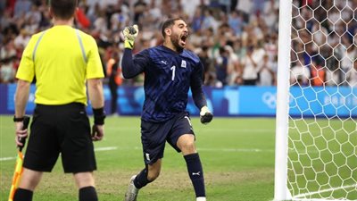 حارس الأهلي مطلوب في فرنسا