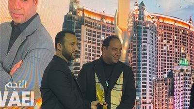 تكريم عوني وبشري وأبو الليف بمهرجان الأكثر تأثيرًا في السوشيال ميديا