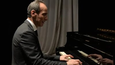 10 معلومات عن عمرو سليم بعد تصدره التريند