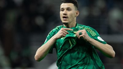السعودية تحقق فوزا دراماتيكيا على اليمن بنتيجة 3-2 في الوقت القاتل (فيديو)