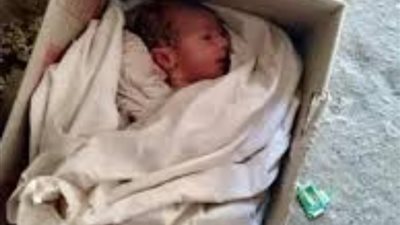 صرخاته خلعت القلوب، العثور على طفل حديث الولادة أمام أحد المساجد في الجيزة