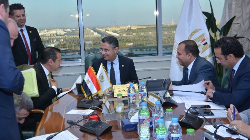 وزير التموين