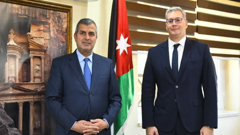 وزير البترول مع نظيره الأردني