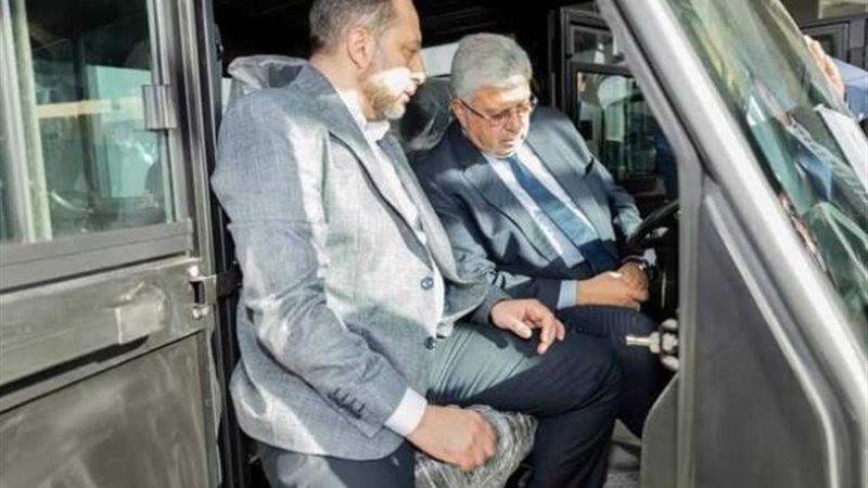 الدكتور أيمن عاشور وزير التعليم العالي والبحث العلمي
