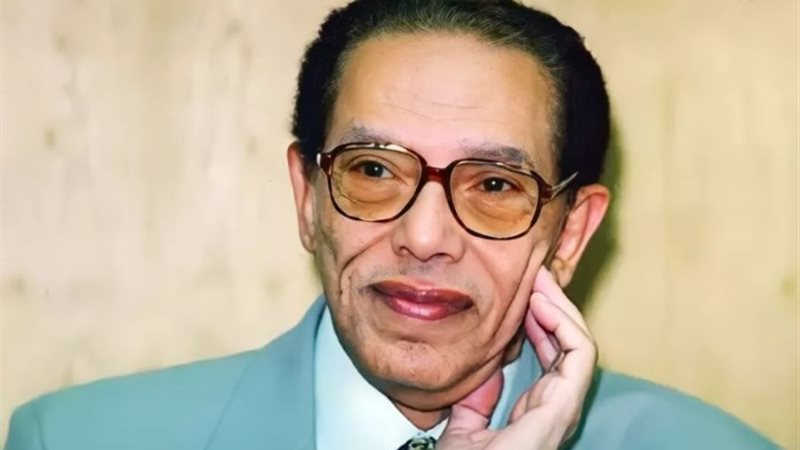 د / مصطفى محمود