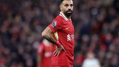أسطورة ليفربول يتنبأ بمفاجأة عظيمة لمحمد صلاح مع الريدز في 2025