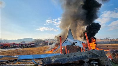 وكالة الأنباء الكورية الجنوبية: 47 قتيلا في تحطم طائرة في مطار موان