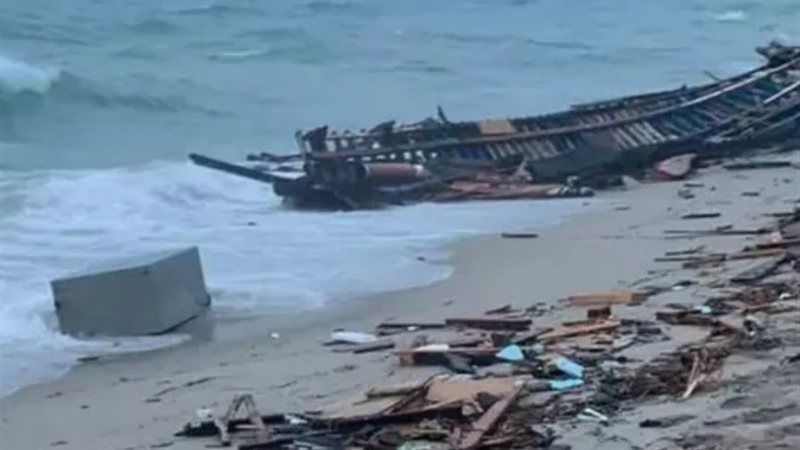 غرق مركب على سواحل المغرب