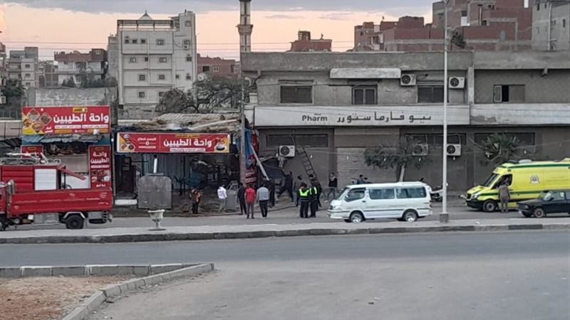 الصورة الاولي لحريق مطعم