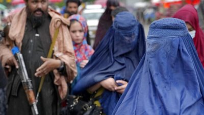 طالبان تحظر النوافذ المطلة على النساء في أفغانستان