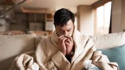 مع دخول الشتاء، ما سبب الإصابات المتكررة بالبرد؟ وأهم طرق الوقاية