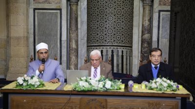 ملتقى الجامع الأزهر: العلم كشف قدرة الحشرات على التفاعل مع الأدلة الجنائية