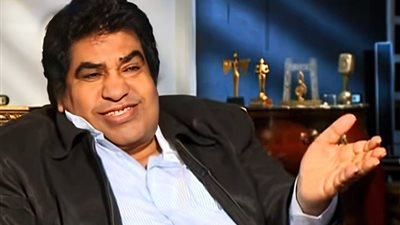 أسرة أحمد عدوية تستقبل عزاءه بمسجد المشير طنطاوي اليوم