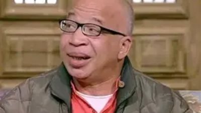 طلبك فوق راسي، أحمد العوضي يرد على تعليق غريب من شريف الدسوقي