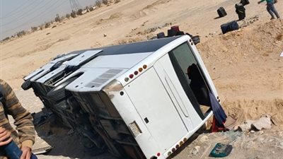 التحريات تكشف أسباب انقلاب أوتوبيس سياحي على صحراوي الجيزة