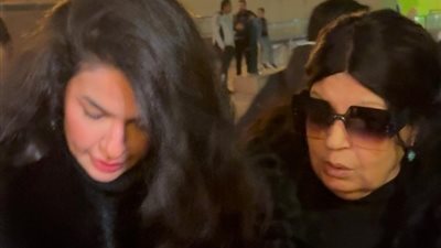 فيفي عبده عن أحمد عدوية: عشرة عمري وكان لازم أحضر