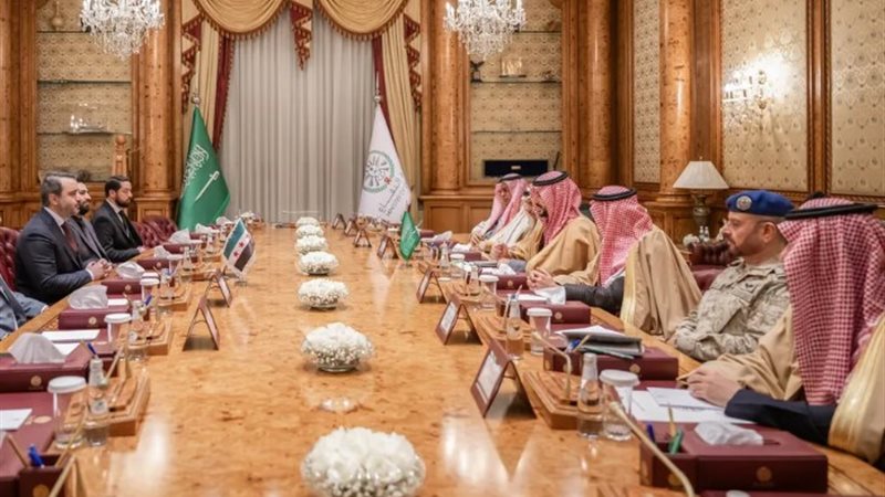 اللقاء بين وزير الدفاع السعودي والوفد السوري