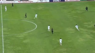 التعادل السلبي يهيمن على منتصف الشوط الأول لمباراة الزمالك والمصري