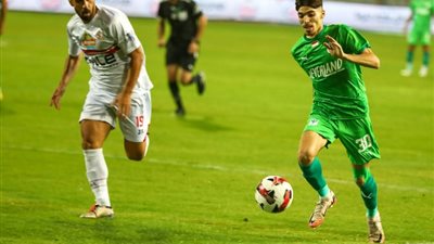 المصري يستضيف الزمالك في صدام قوي بالكونفدرالية الليلة