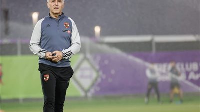 كولر يتسلح بتاريخه وأرقامه القياسية قبل مواجهة الأهلي وسموحة في الدوري