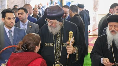 شاهد.. احتفال أقباط مصر بـ عيد الميلاد المجيد بالكاتدرائية المرقسية