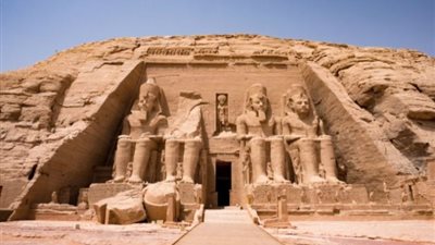 ماذا تعرف عن متحف أبو سمبل في الأقصر؟