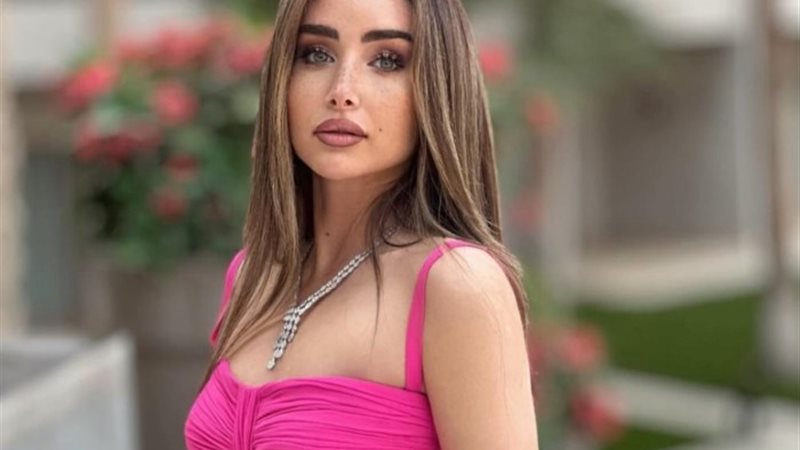 الفنانة هنا الزاهد