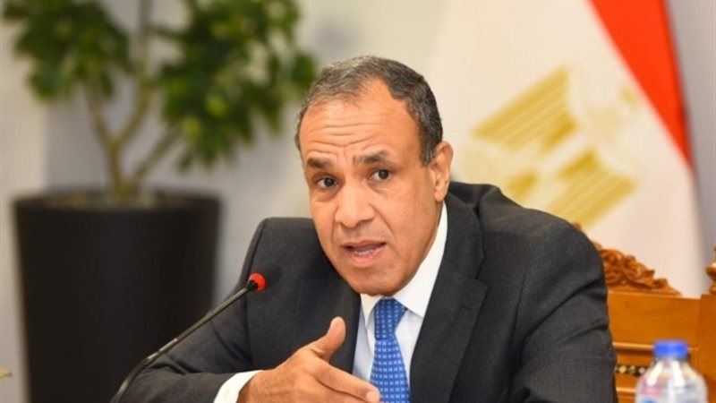 الدكتور بدر عبد العاطي